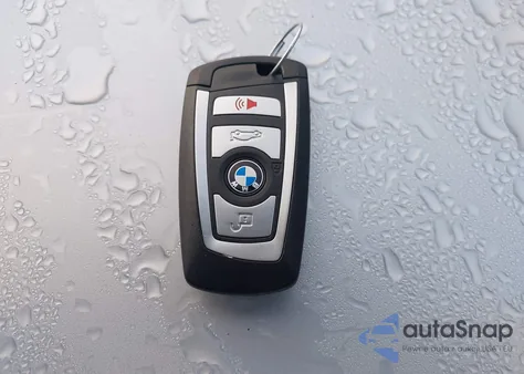 2013 BMW 335I из США, поврежденный, VIN WBA3A9C55DF476475